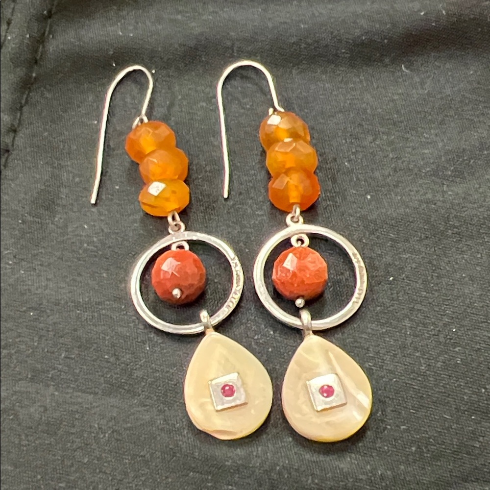 ELLE 925 China Sterling Silver and Carnelian Bead Earrings (W)